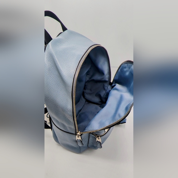 Coach woman's Campus backpack with Varsity pin & Coin Case.  Light blue. EUC - Picture 5 of 10